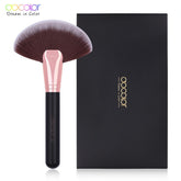 فرشاة مكياج من Docolor موديل Fan Brush
