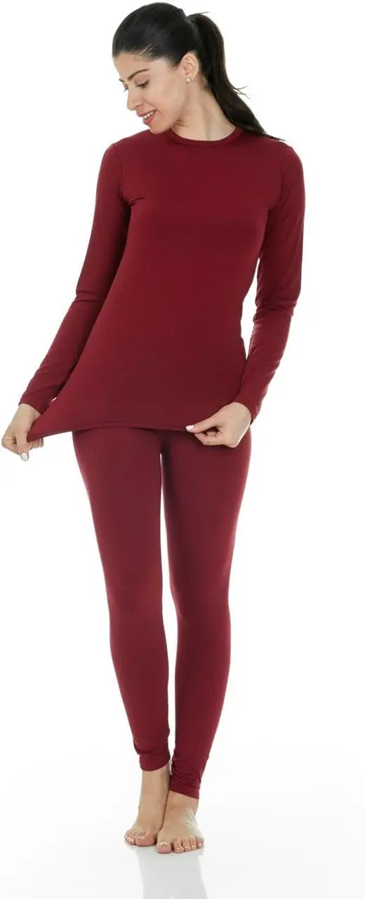 طقم ملابس داخلية حرارية للنساء من ثيرماجين، مكون من بنطلون داخلي مبطن بالصوف، طقم بيجامة مثالي كطبقة ملابس اساسية للطقس البارد SAUDI SHARK | براند سعودي