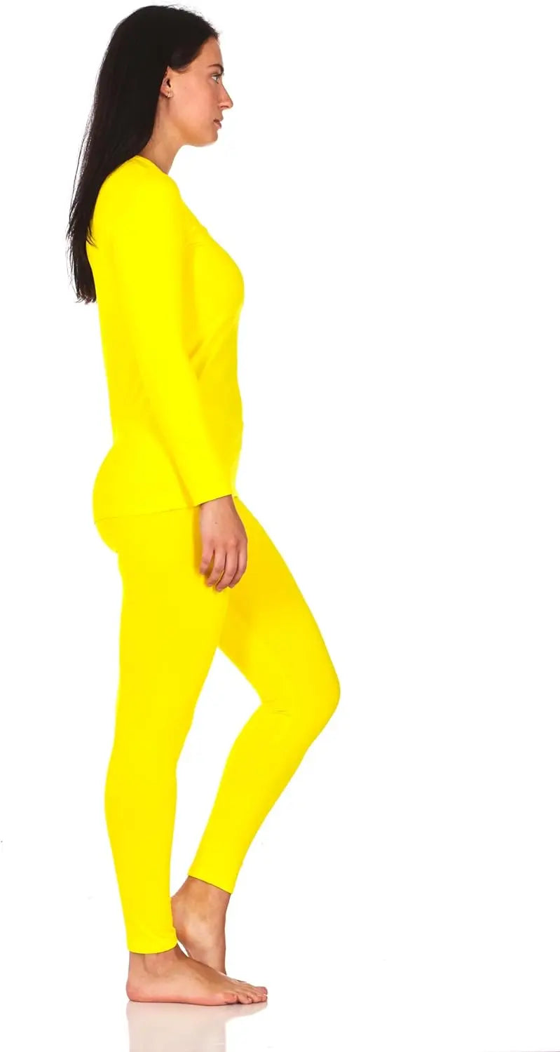 طقم ملابس داخلية حرارية للنساء من ثيرماجين، مكون من بنطلون داخلي مبطن بالصوف، طقم بيجامة مثالي كطبقة ملابس اساسية للطقس البارد SAUDI SHARK | براند سعودي