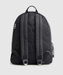وصف: حقيبة ظهر Premium Lifestyle Backpack بشرى وإبزيمات من SAUDI SHARK.