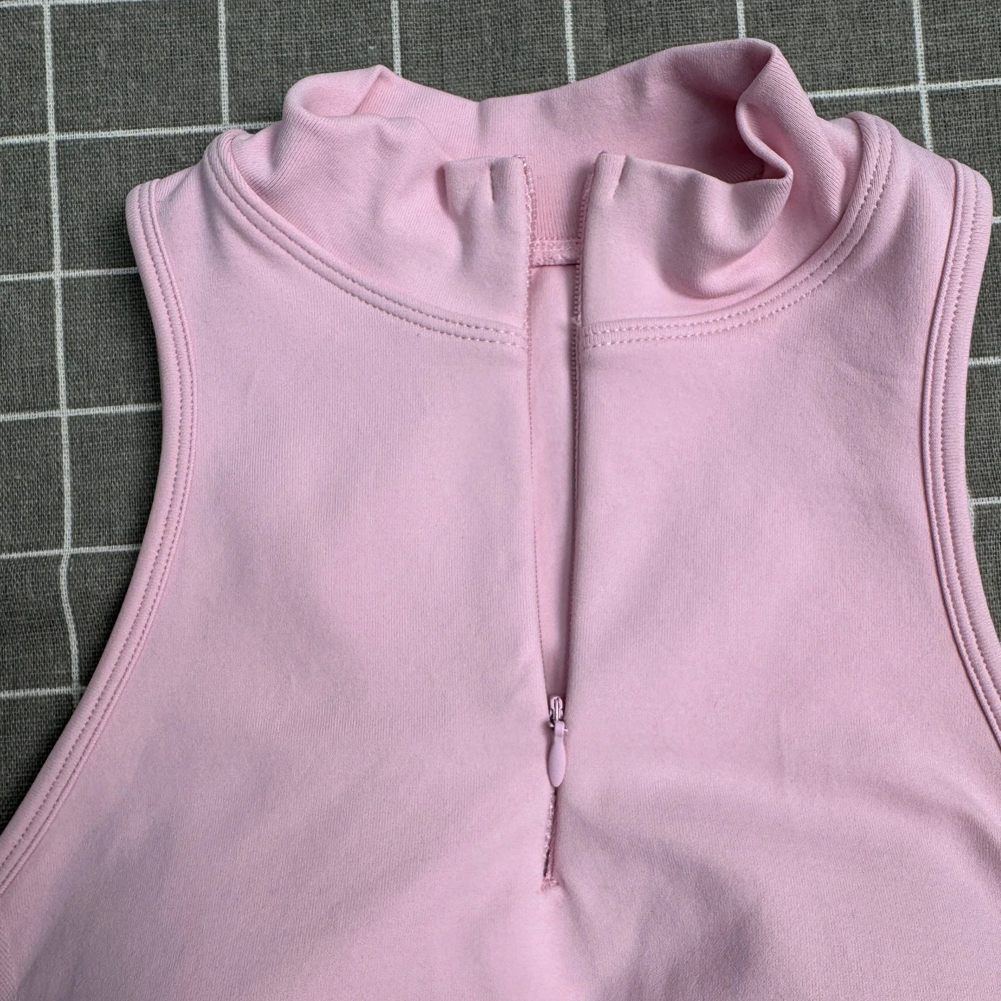 VEQKING 1/4 Zip Tank Top Women Racer Back Yoga Vest with Pads Lapel Sports Crop Tops Shockproof Dynamic Gym Workout Bra Tops