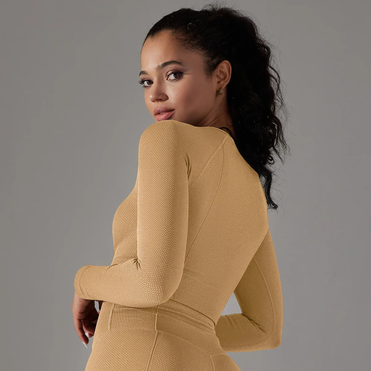 Women Yoga Shirt Gym Top Long Sleeves  Fitness Sport Women Clothing Elastic Breathable Pilates Long Sleeve Crop Tops Activewear